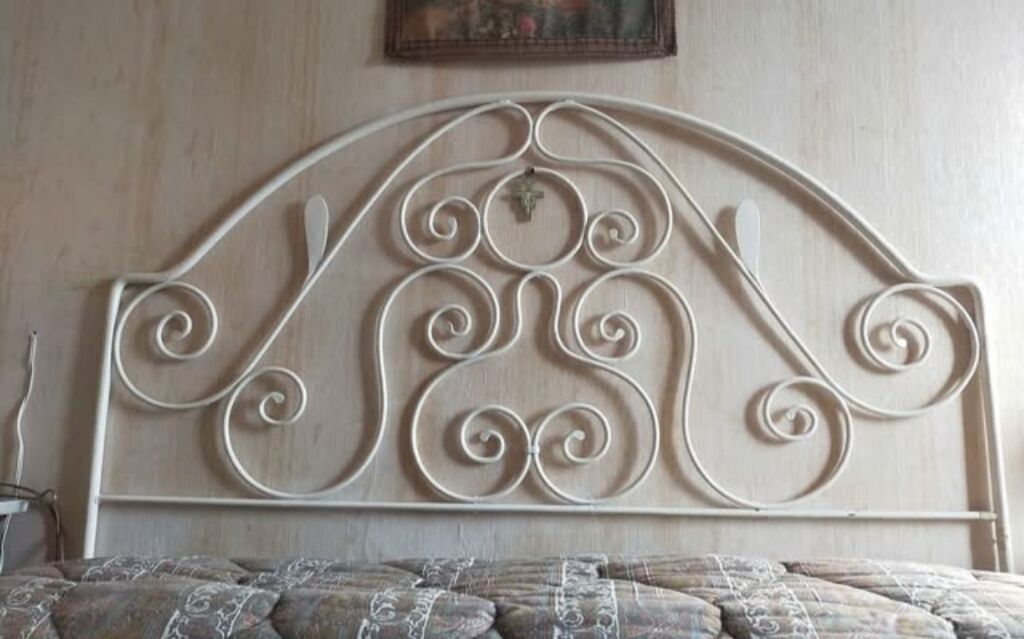 5391103 Camera da letto antica