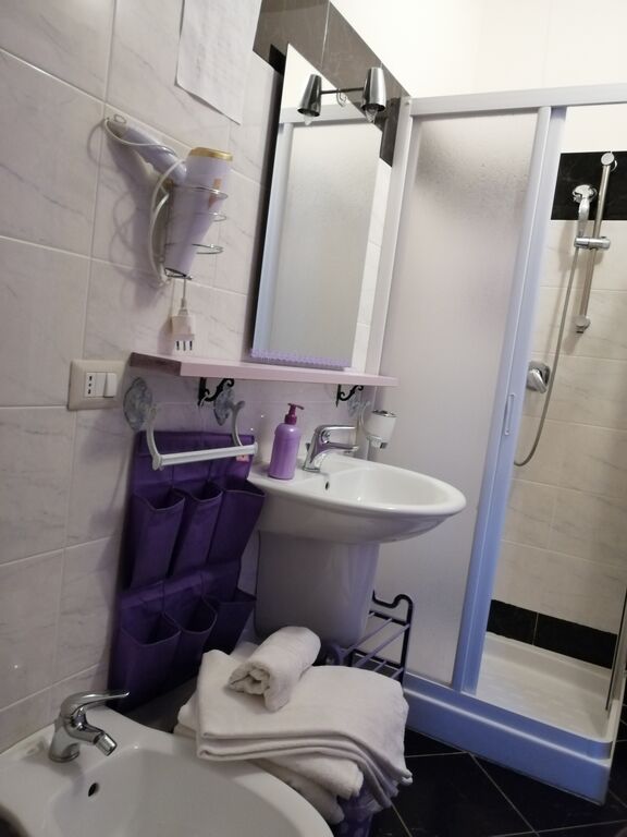 5376453  camera inBed & Breakfast