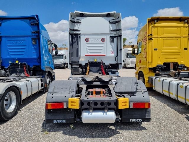 5297464  Camion IVECO