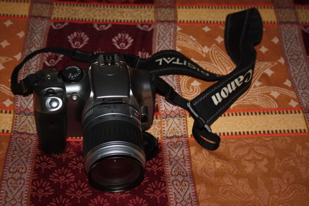 5411004 Canon eos 300d reflex digitale, 