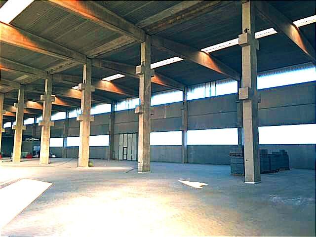 5398512  capannone casello Greggio