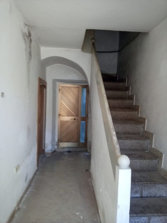 5390355  casa mq200 Da ristrutturare