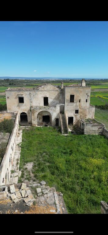5347630  casale mq1150 Da ristrutturare