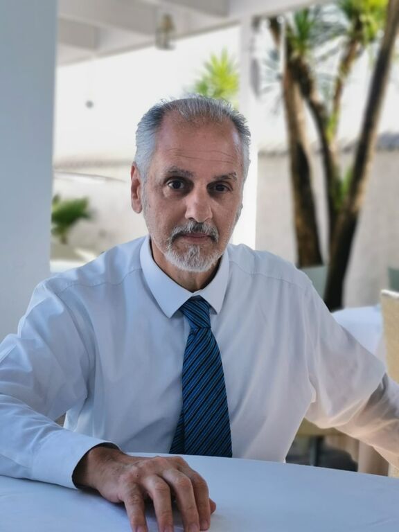 5356373 Uomo cerca donna x matrimonio