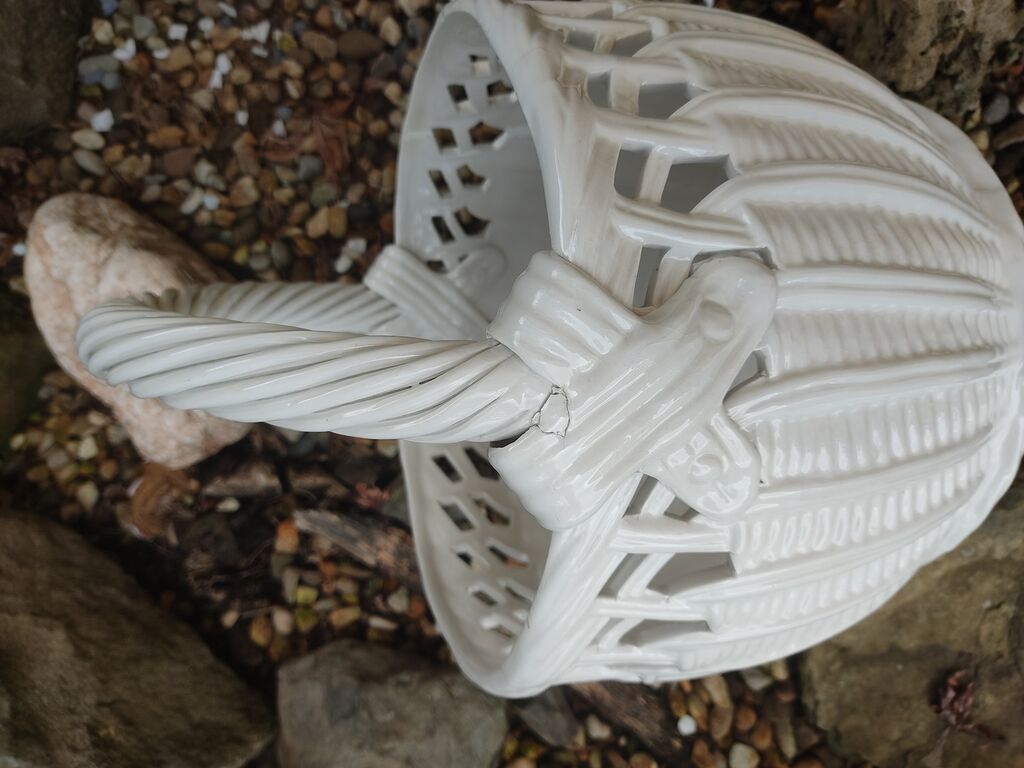 5409514 Cestino in ceramica bianca