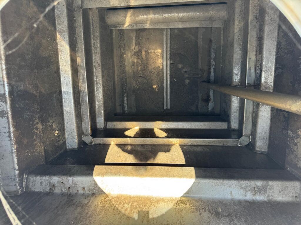 5392328 Cisterna in acciaio 3 scomparti