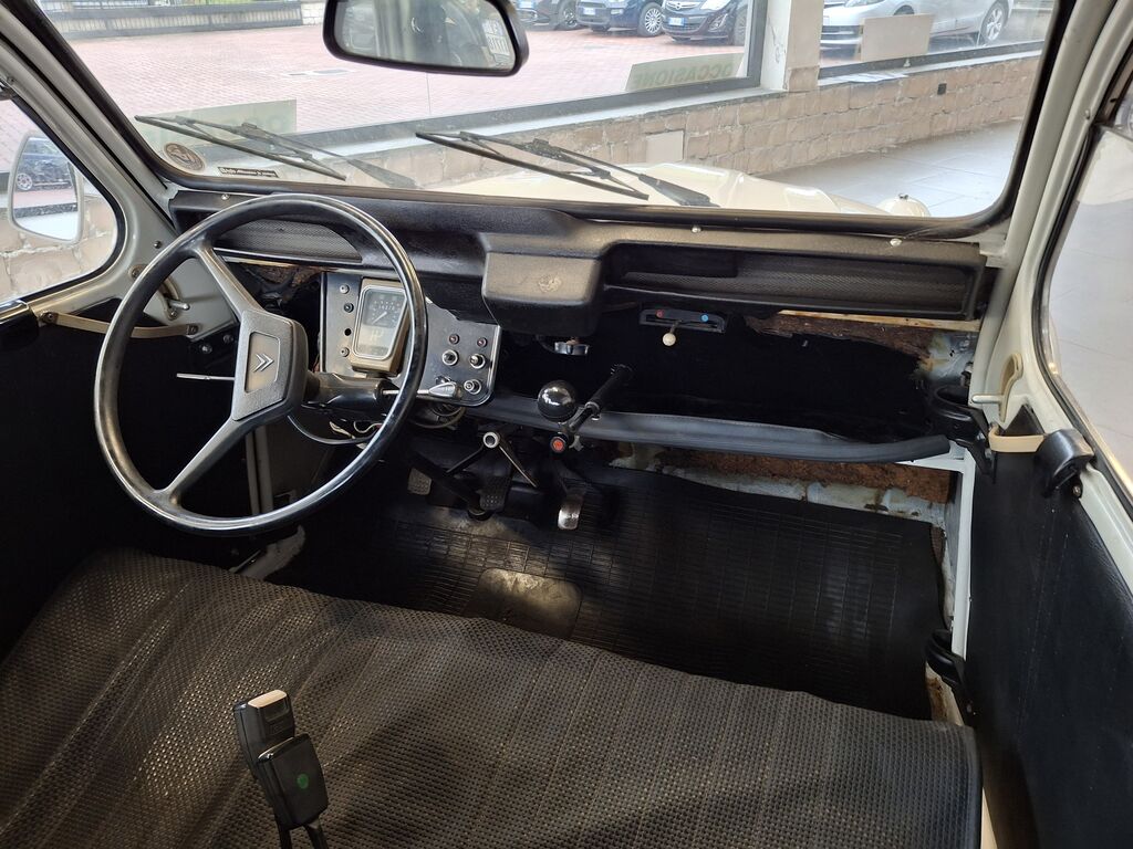 5385442  CITROEN 2cv Charleston