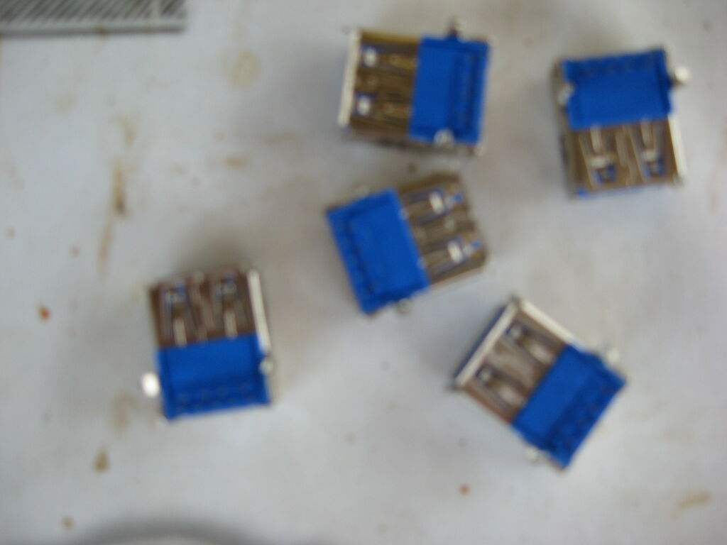 5354432 Connettori a saldare usb 3.0