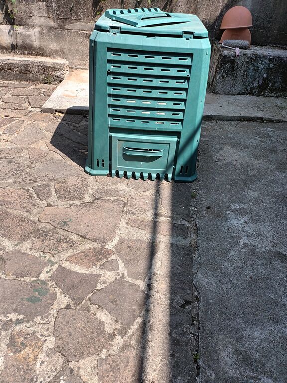 5394632 Contenitore x compostaggio