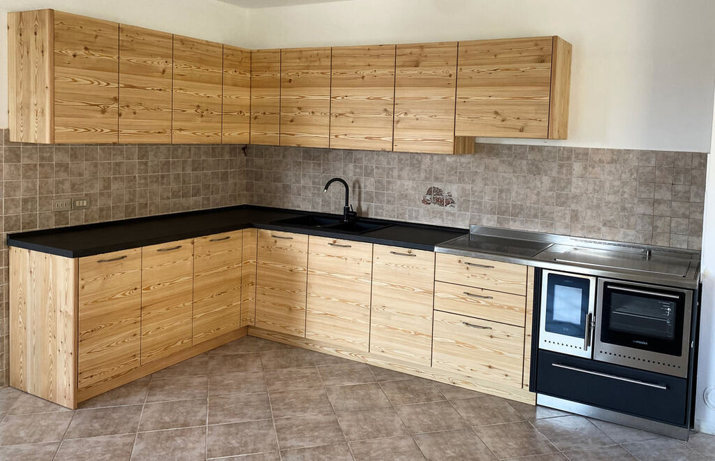 5404858 Cucina larice falegnameria
