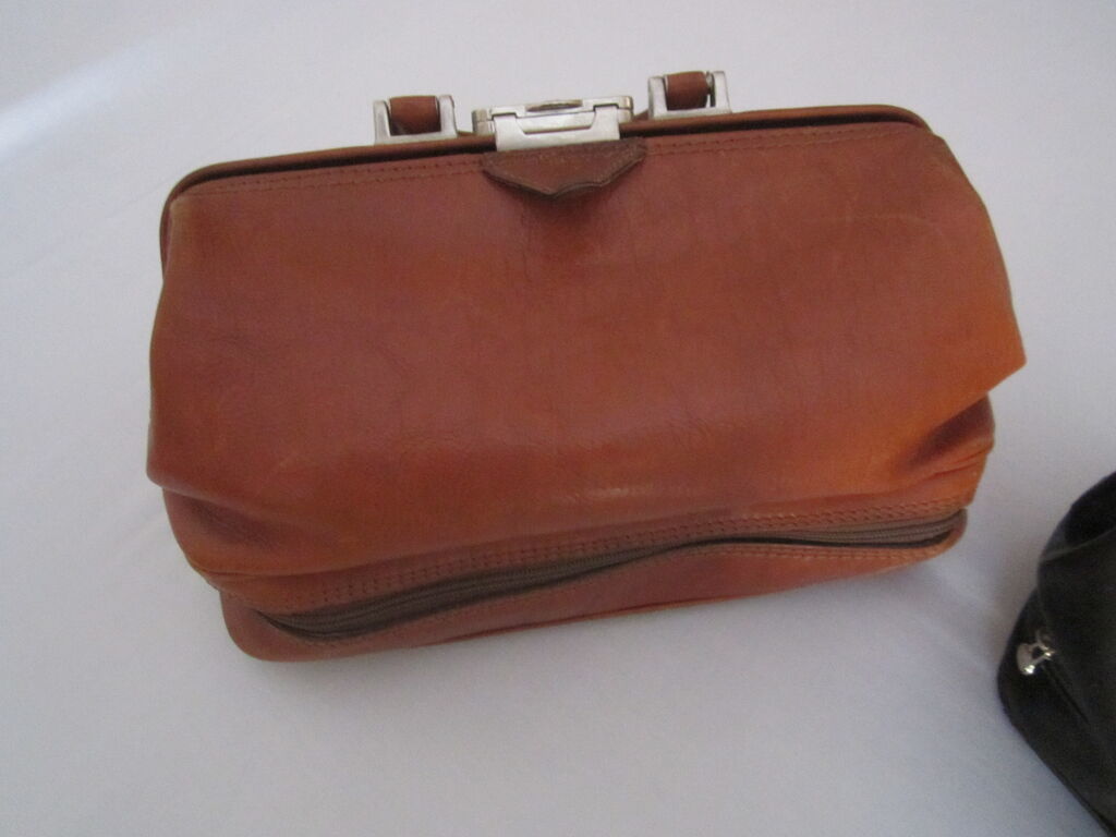 5402735 Due borse professional-x dottore