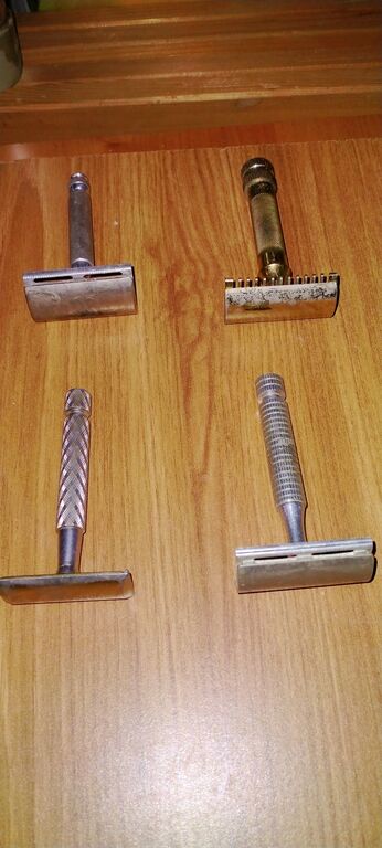 5402266 Due rasoi vintage gillette un