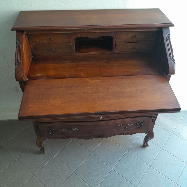 5404487 Elegante ribalta trumeau con
