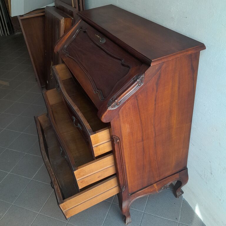 5404489 Elegante ribalta trumeau con