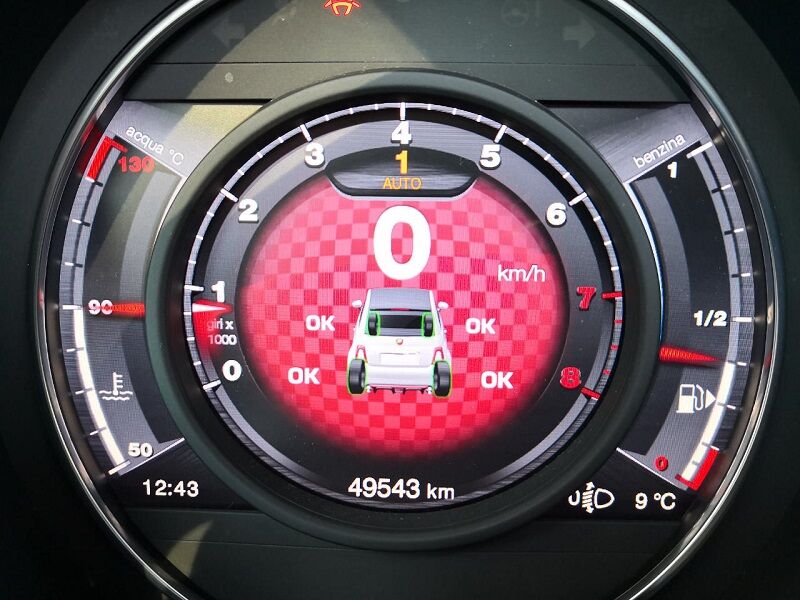 5373021  FIAT 500 (2007--->) Abarth 595