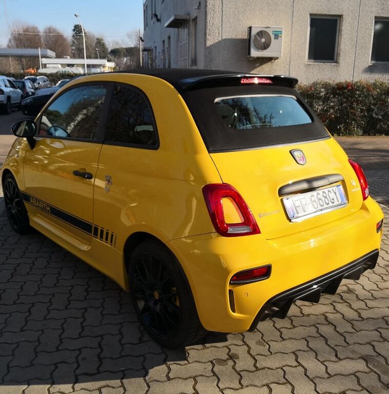 5373024  FIAT 500 (2007--->) Abarth 595