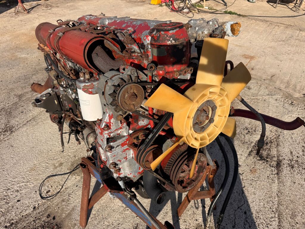 5404912 Fiat 691 funzionante a pezzi