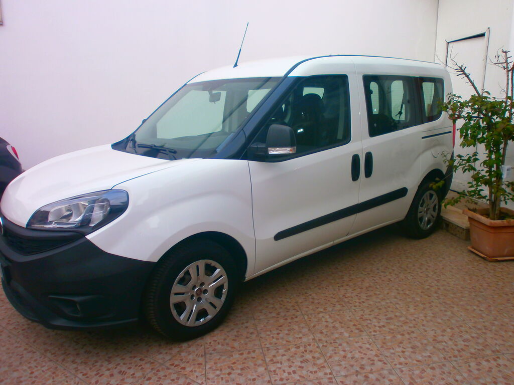 5368158  FIAT Doblò 3ª serie 13mj n1