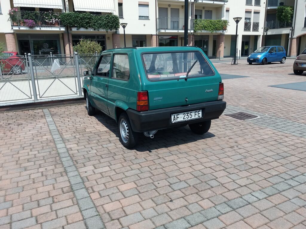 5405855  FIAT Panda PANDA 900