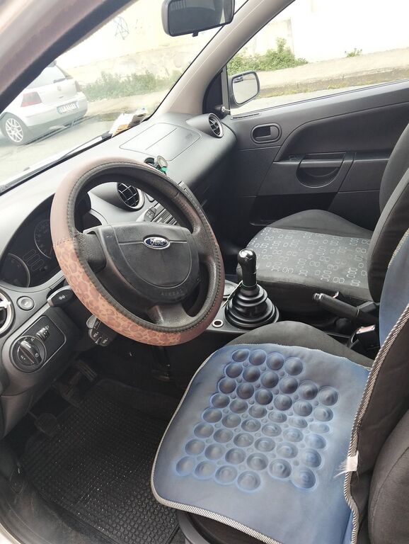 5407411 Cerco FORD Fiesta 1ª serie