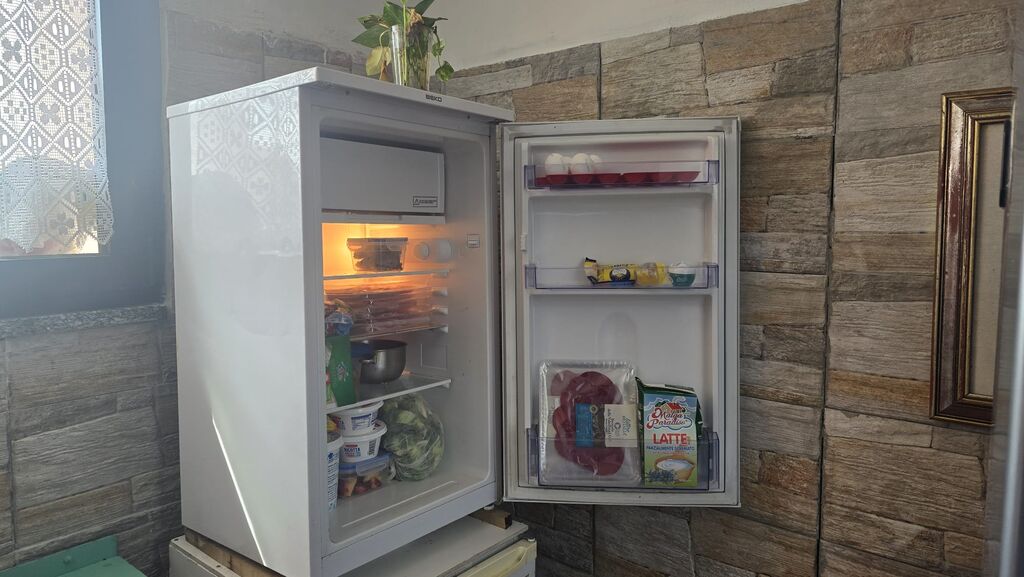 5369383 Frigo tavola