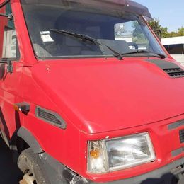 5407494  Furgonato IVECO