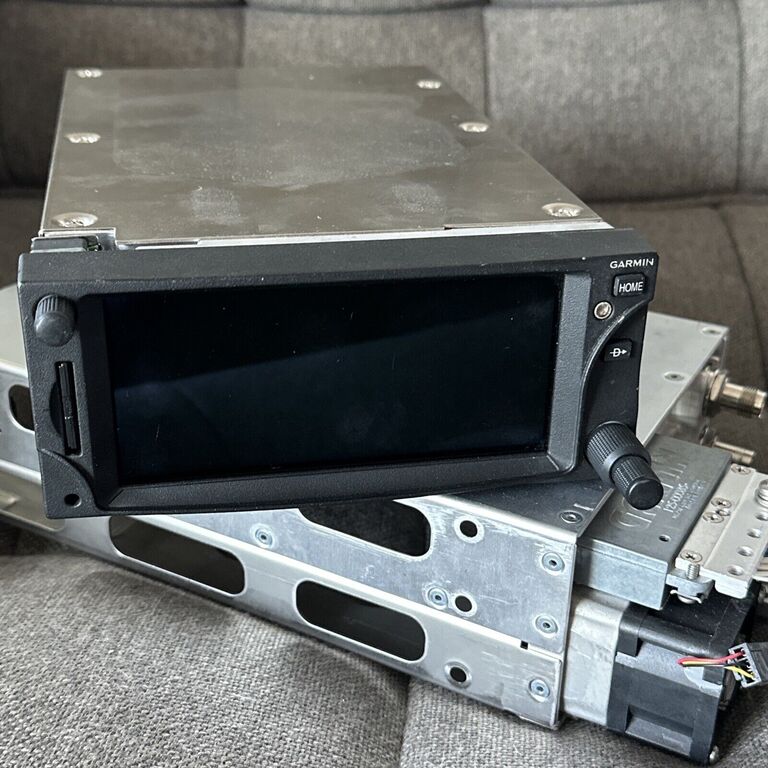 5356487 Garmin gtn 650 touchscreen