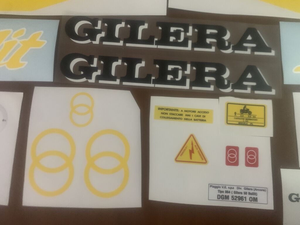 5356555 Gilera bullit 1 serie giallo e