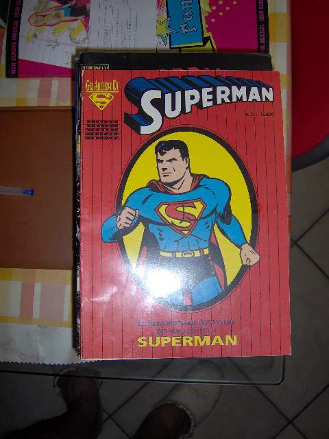 3722963  Gli archivi di Superman n.