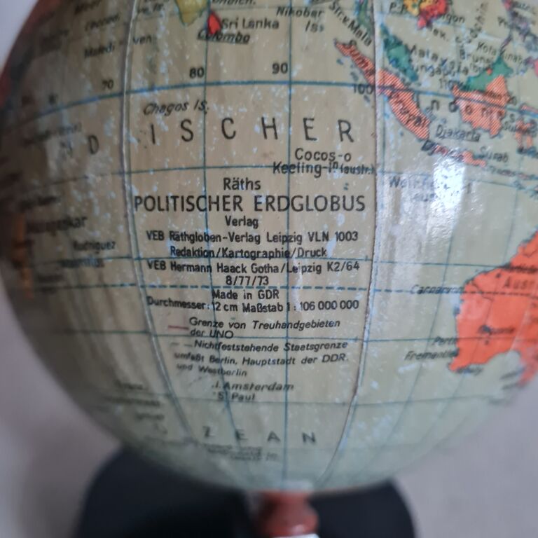 5410866 Globo terrestre tedesco räths