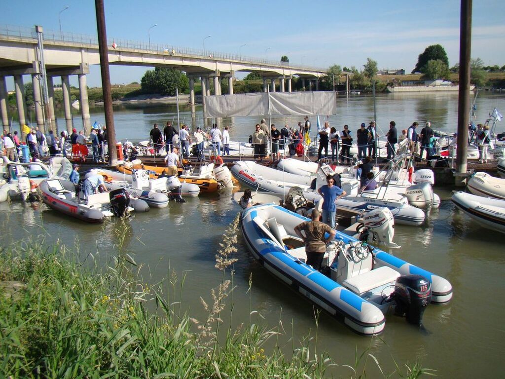 5410807  gommoneStarmar gommoni usati