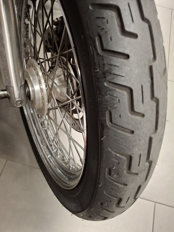 5410718  HARLEY-DAVIDSON 883 XL 883