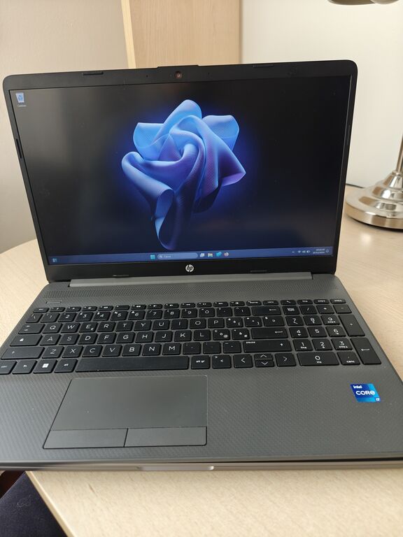5347005 Hp ultrabook 250 g9