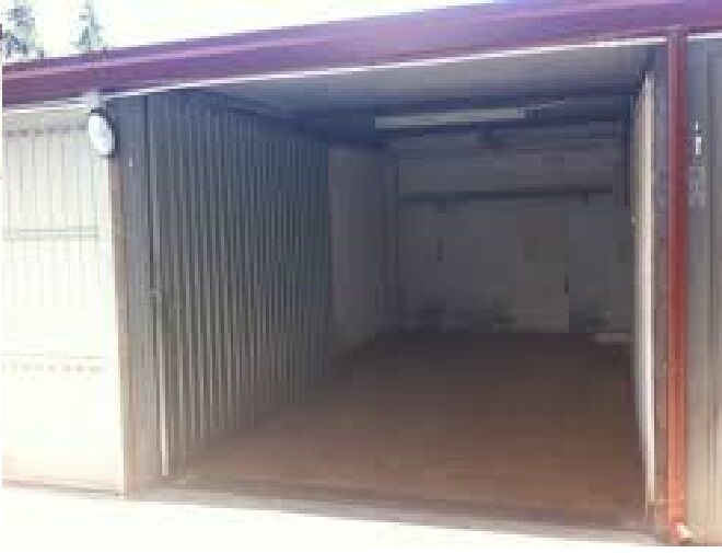 5358147  in affitto magazzino lungolago