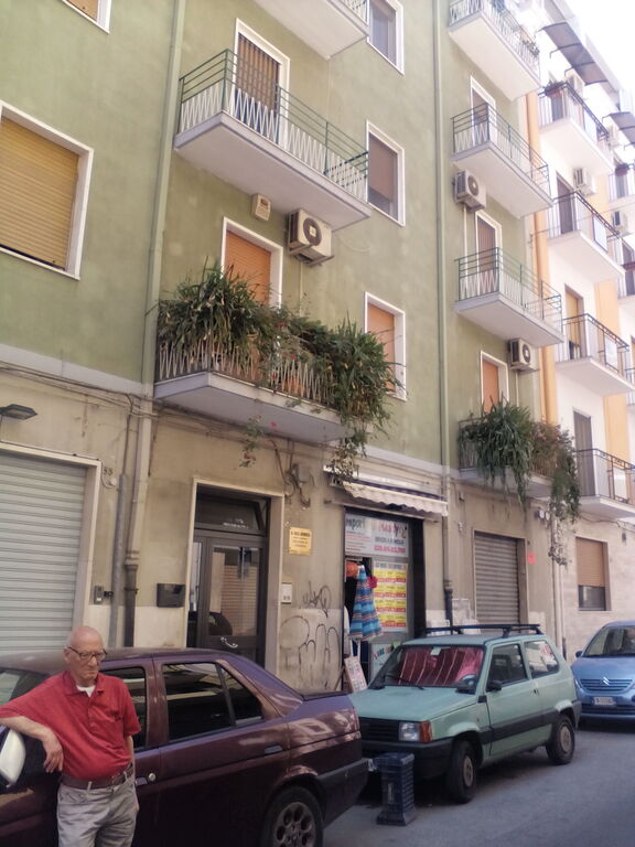 5363538  in affitto negozio San Pasquale