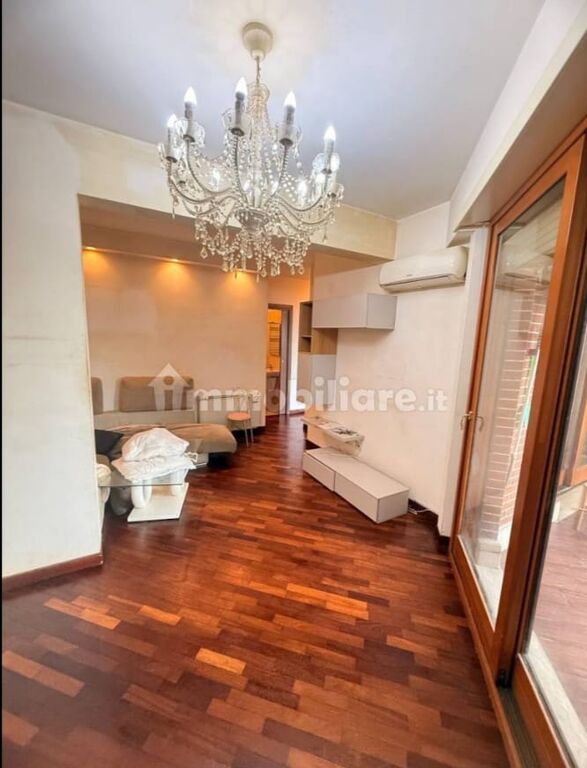 5403389  in affitto appartamento AXA