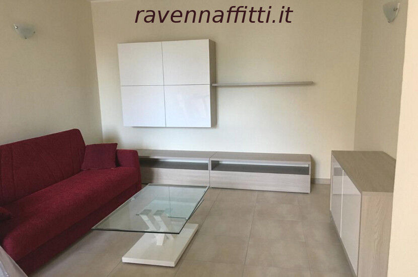 5403689  in affitto villa trifamiliare