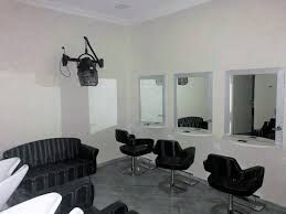 5406668  in affitto negozio VIC. VIA