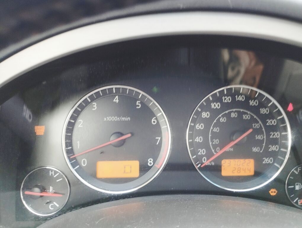 5367749  INFINITI Q45 AMERICA