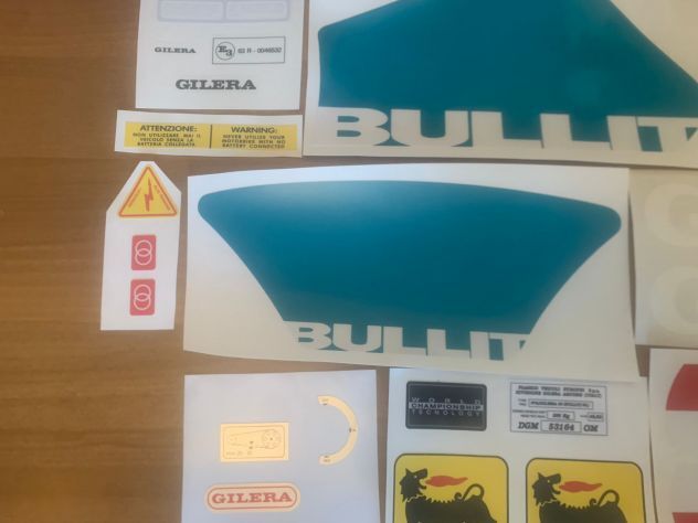 5356595 Kit adesivi gilera bullit