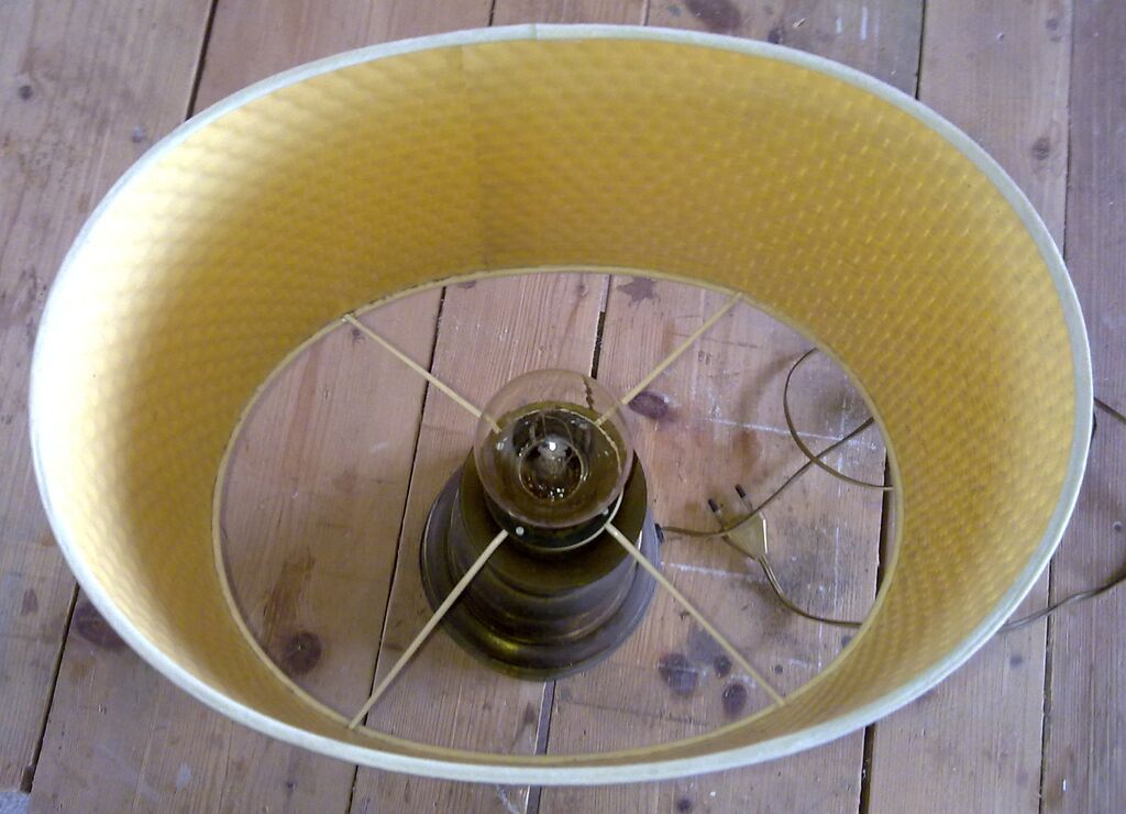 5377020 lampada ovale da tavolo base in