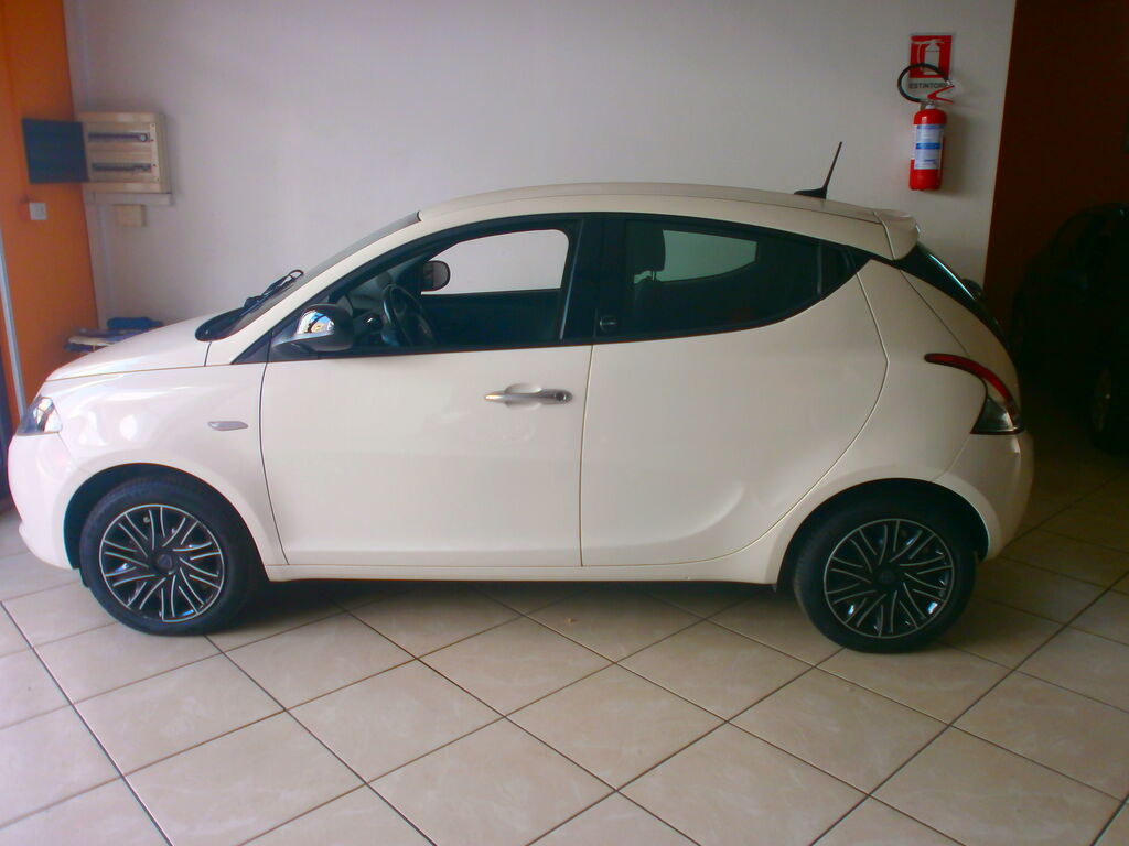 5364456  LANCIA Ypsilon 2ª serie LANCIA