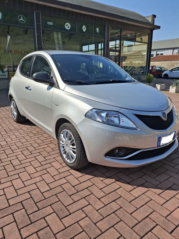 5402669  LANCIA Ypsilon 2ª serie 5