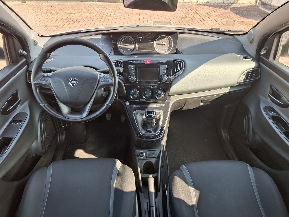 5402670  LANCIA Ypsilon 2ª serie 5