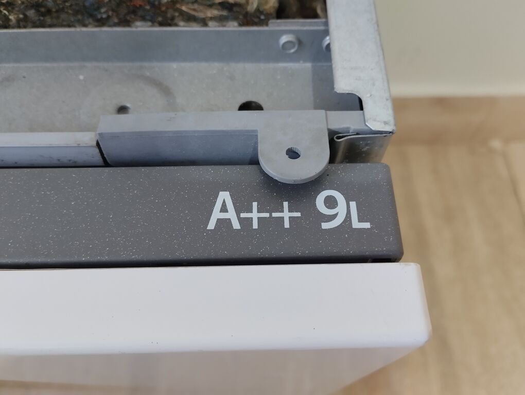 5406124 Lavastoviglie a incasso ariston
