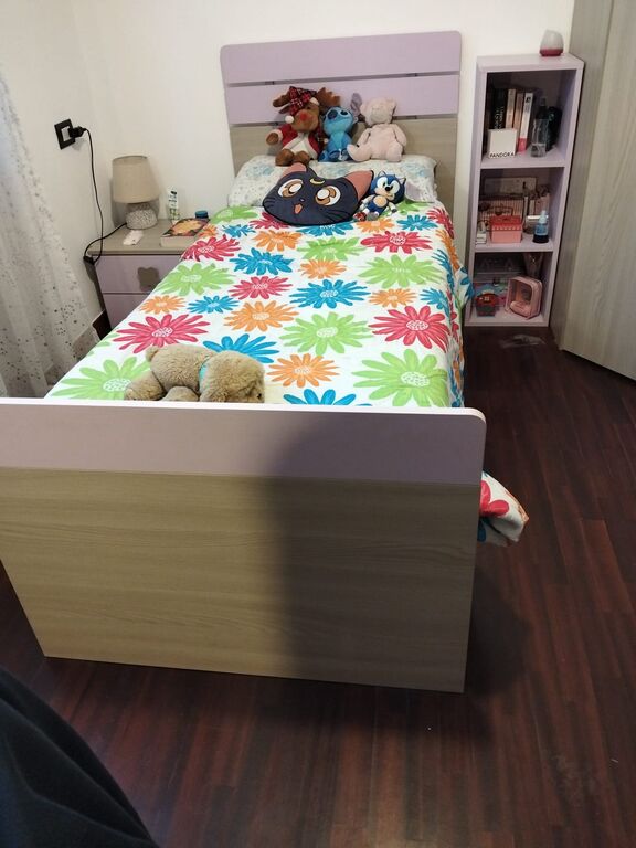 5402166 Letto singolo+comodino+mensola