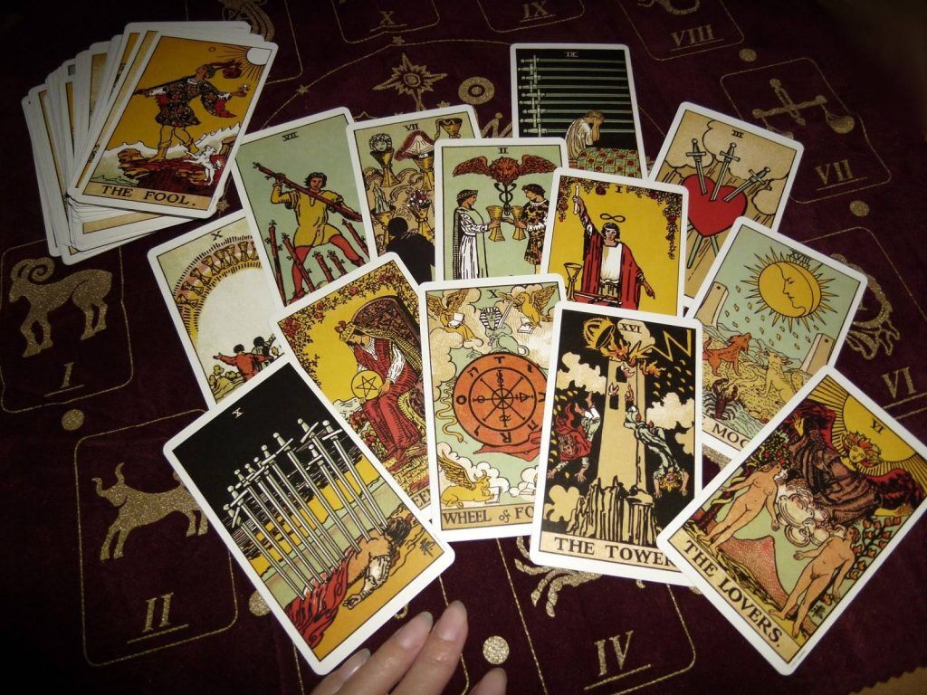 5373658 Lettura tarocchi sibille e