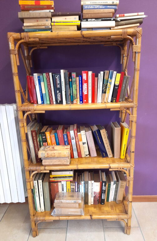 5376563 Libreria di vero bamboo 4