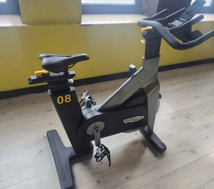 5410049 Lotto 7 bikes technogym group