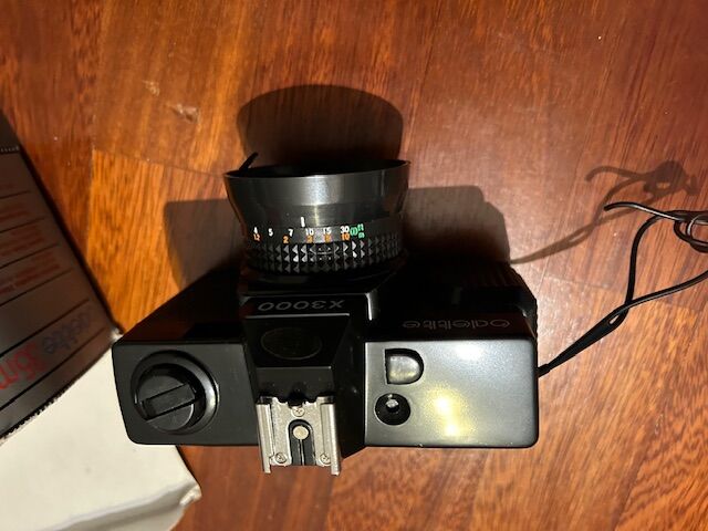 5374671 Macchina fotografica odette 3000